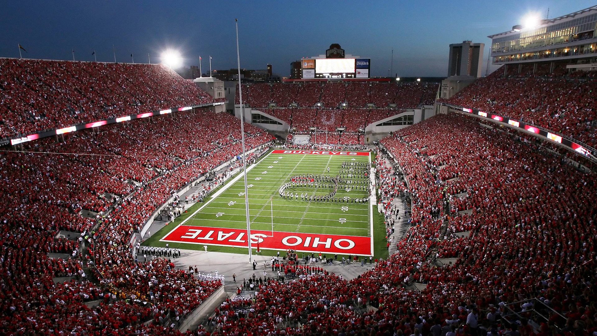 杨鸣回应质疑 球员们憋着一股劲拼搏，杨鸣申请主帅挑战